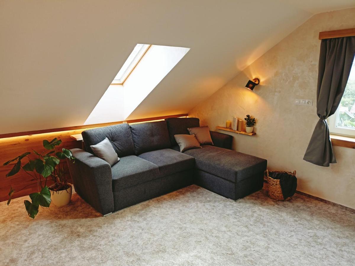 Apartman U Ovecku - Nová Paka Exterior foto